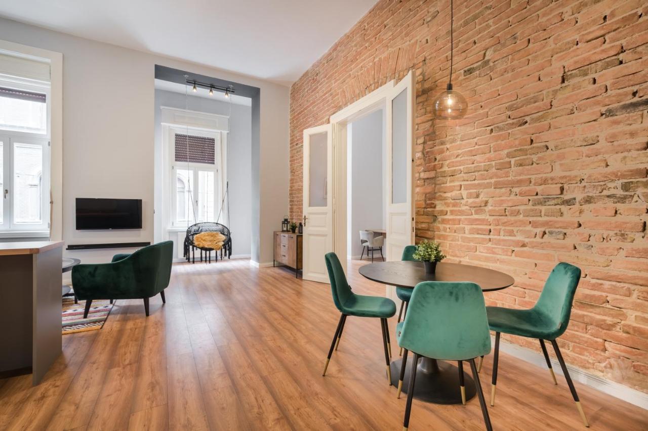 A32 Boutique Apartments, Best Location By Bqa Budapest Kültér fotó